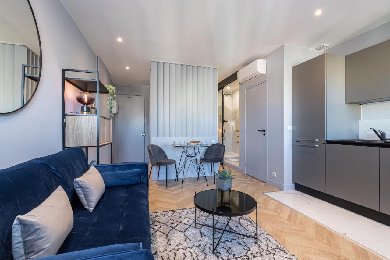 1 Su Ede - Dernier Etage Ascenseur - 1 Min Plage Et Zone Pietonne Nizza Kültér fotó