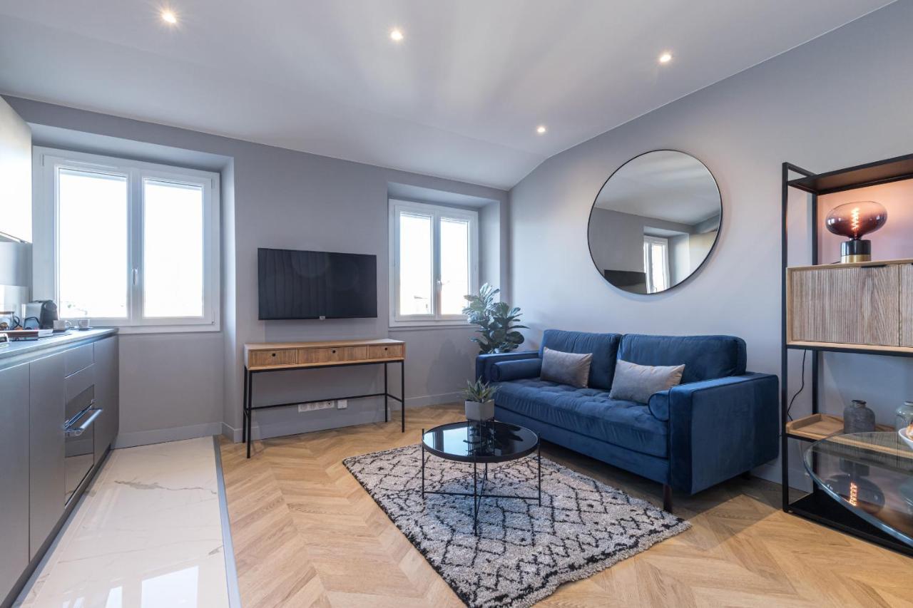 1 Su Ede - Dernier Etage Ascenseur - 1 Min Plage Et Zone Pietonne Nizza Kültér fotó