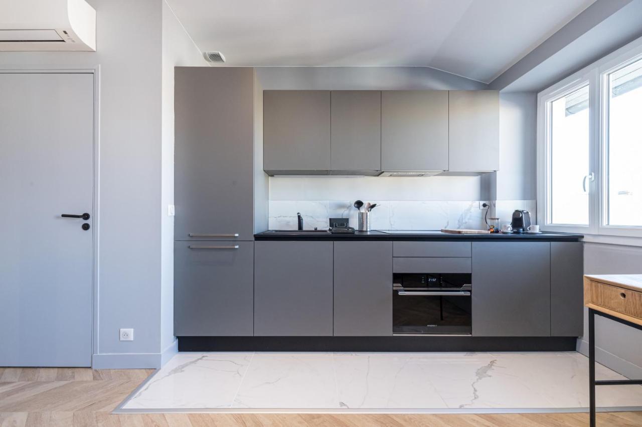1 Su Ede - Dernier Etage Ascenseur - 1 Min Plage Et Zone Pietonne Nizza Kültér fotó